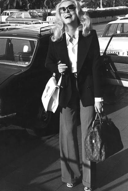 Histoire du blazer : de son origine masculine à l’empouvoirement féminin