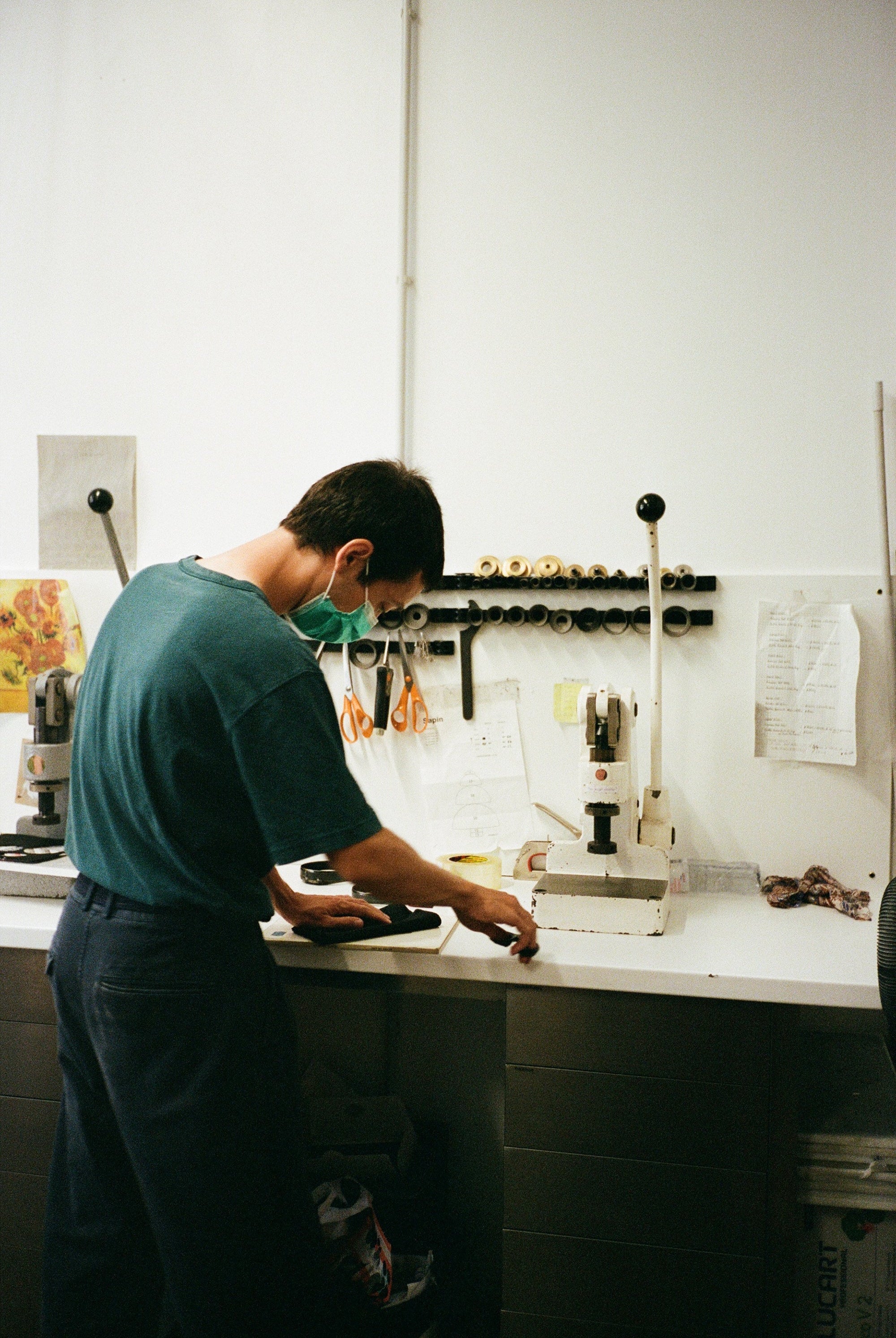 Behind The Seams : Atelier Aymeric Le Deun, artisan d'art