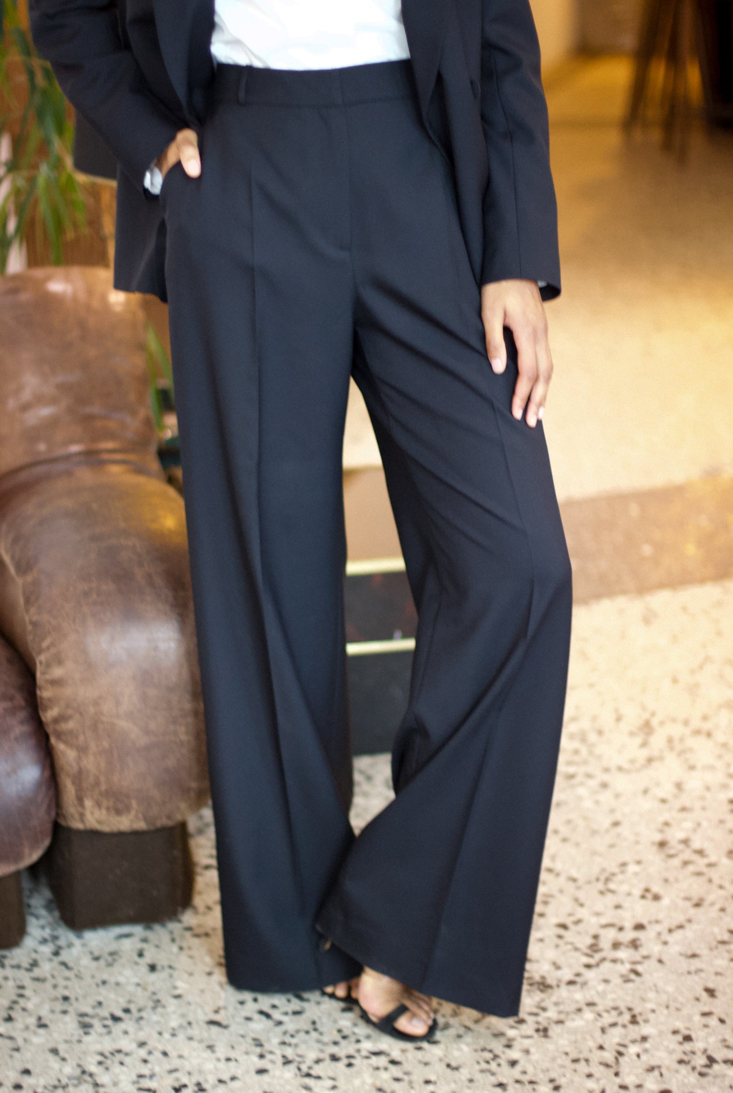 pantalon de tailleur femme twill de laine noir Made in France par Facettes Studio