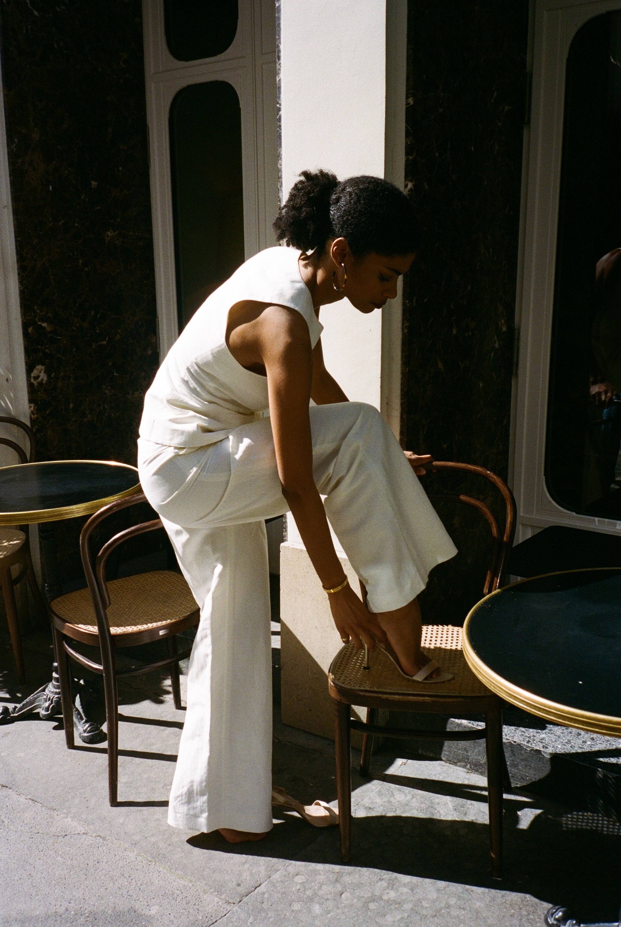 pantalon de tailleur femme toile de lin et soie blanc cassé Made in France par Facettes Studio