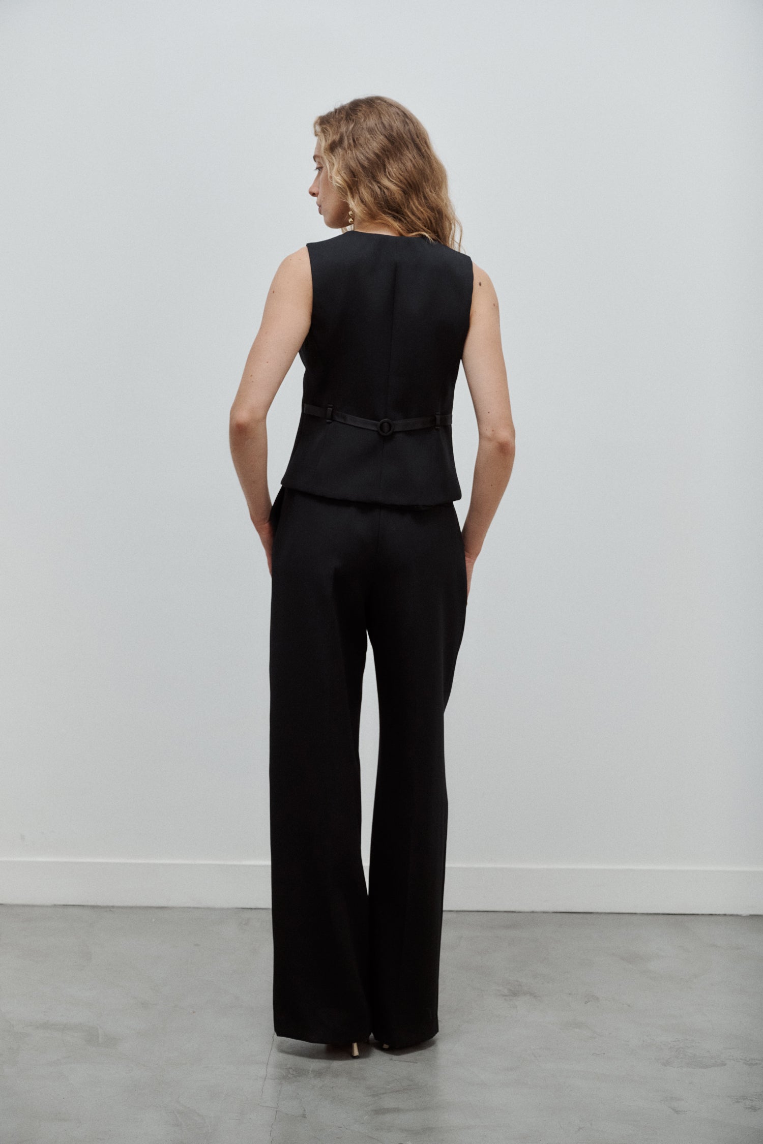 gilet de costume femme grain de poudre noir Made in France par Facettes Studio