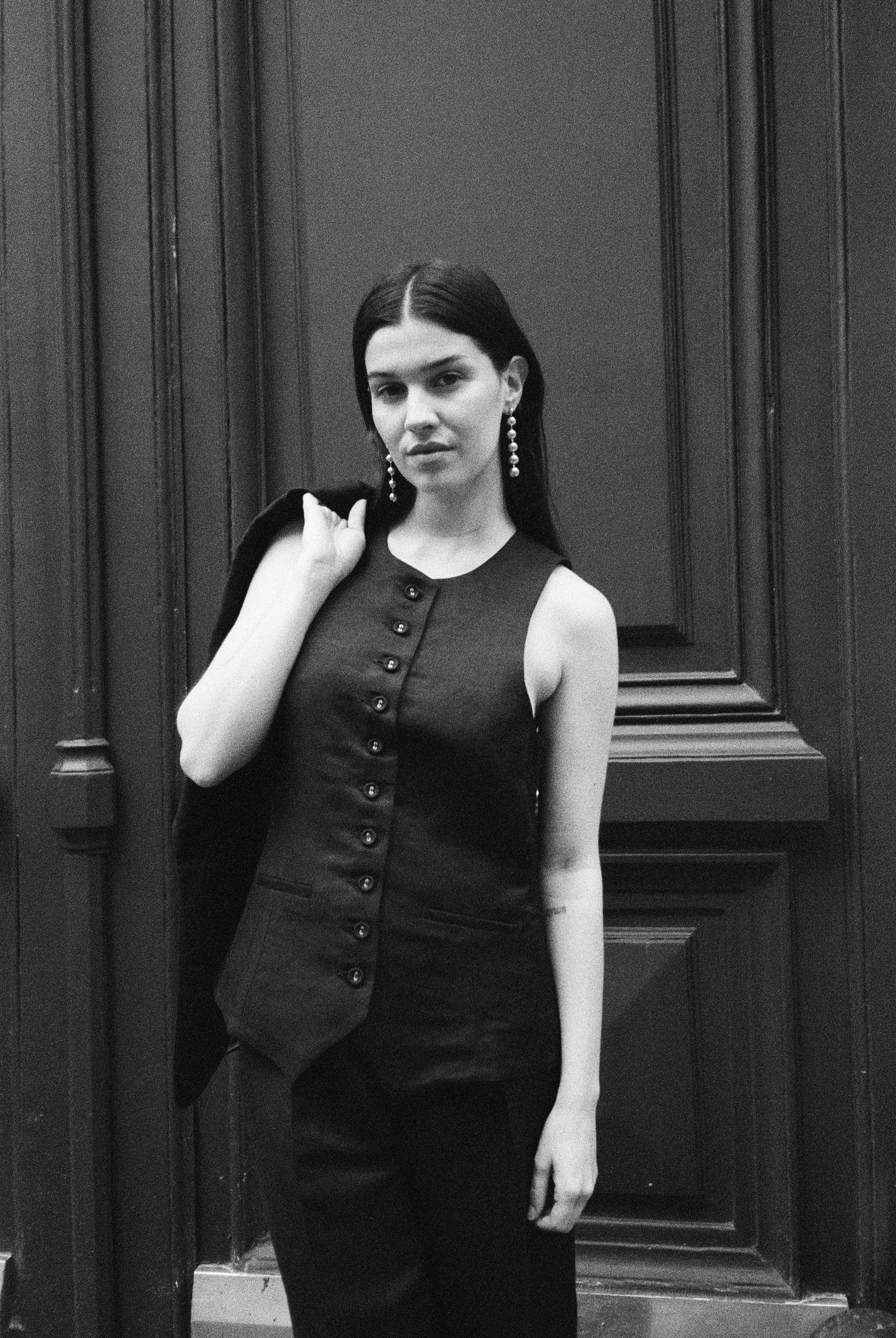 gilet vestion de tailleur femme twill de lin noir Made in France par Facettes Studio