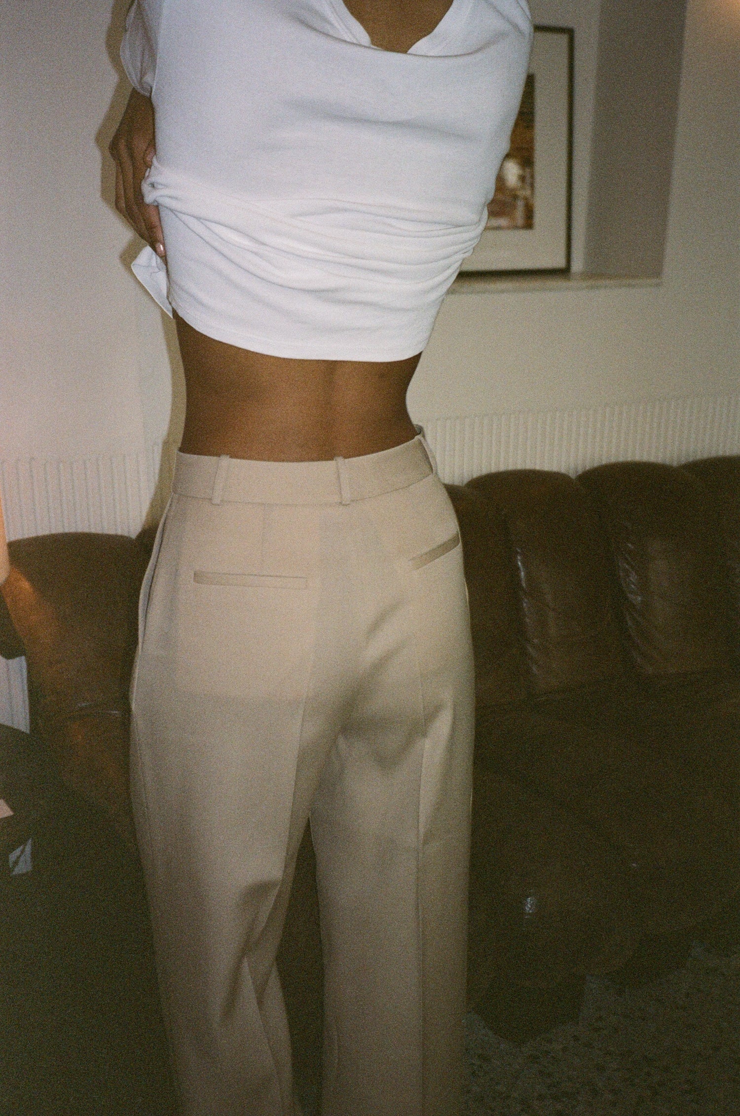 pantalon de tailleur femme gabardine de laine beige Made in France par Facettes Studio