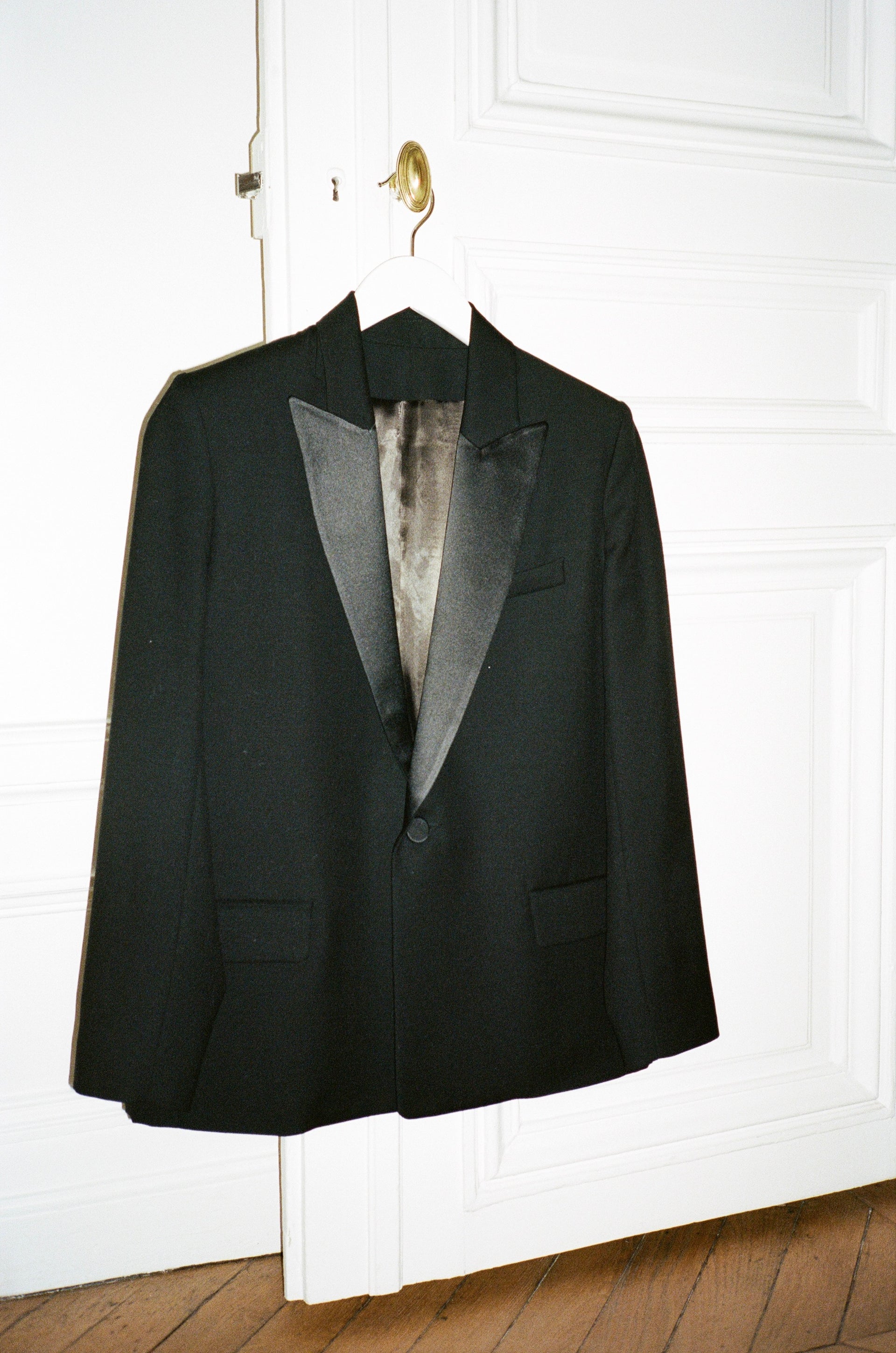 Haute Couture : Smokings pour Femmes et Vestes pour Femmes Haute Couture : Smokings pour Femmes et Vestes pour Femmes